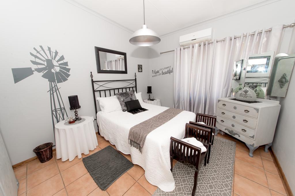 Tarentaalrand Guesthouse Upington Dış mekan fotoğraf